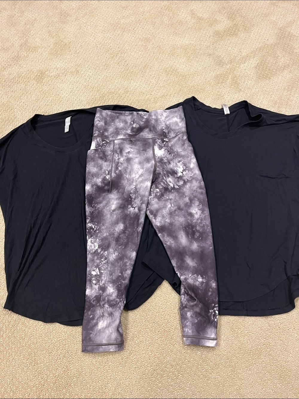 Athleta women two tops and salutation capri bottoms